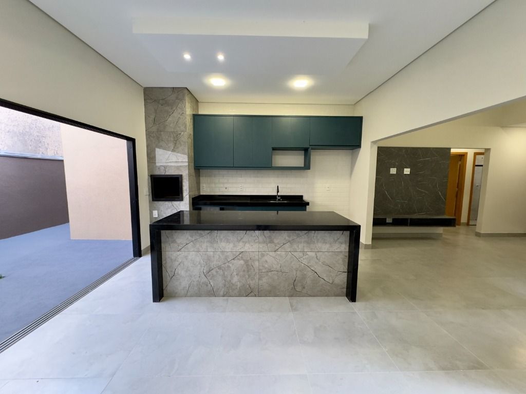 Casa à venda com 3 quartos, 120m² - Foto 4