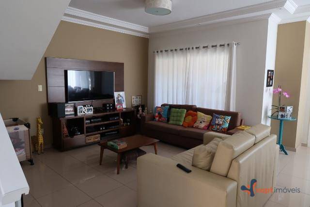 Sobrado à venda com 4 quartos, 187m² - Foto 4