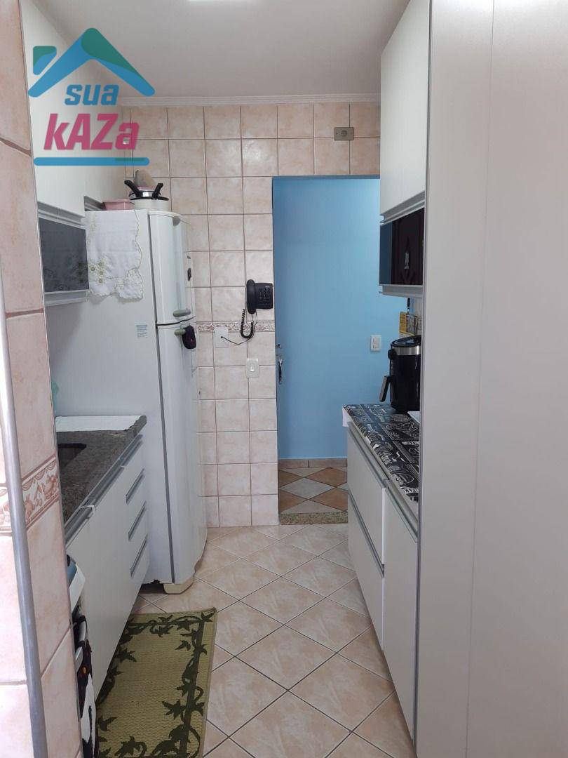 Apartamento à venda com 3 quartos, 64m² - Foto 8