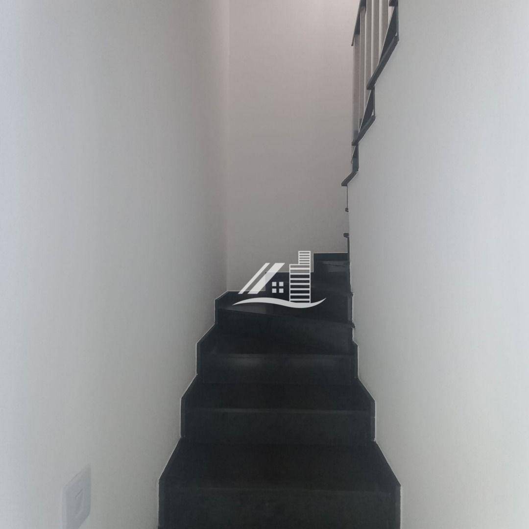 Sobrado à venda com 3 quartos, 100m² - Foto 38