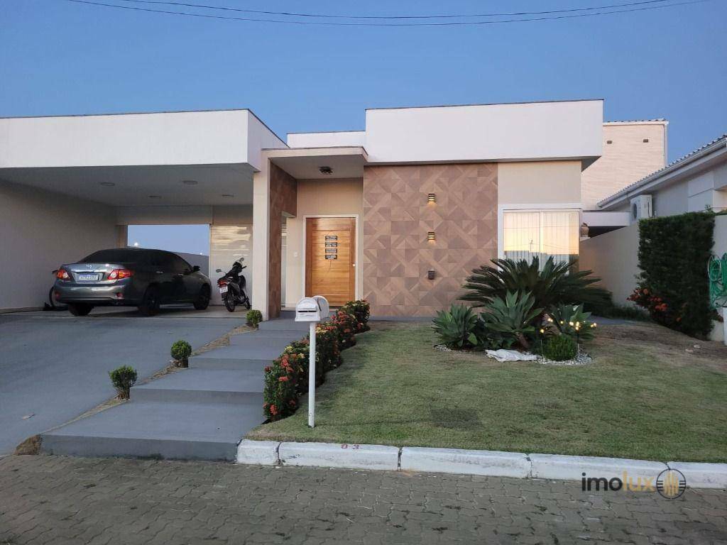 Casa de Condomínio à venda com 3 quartos, 239m² - Foto 1