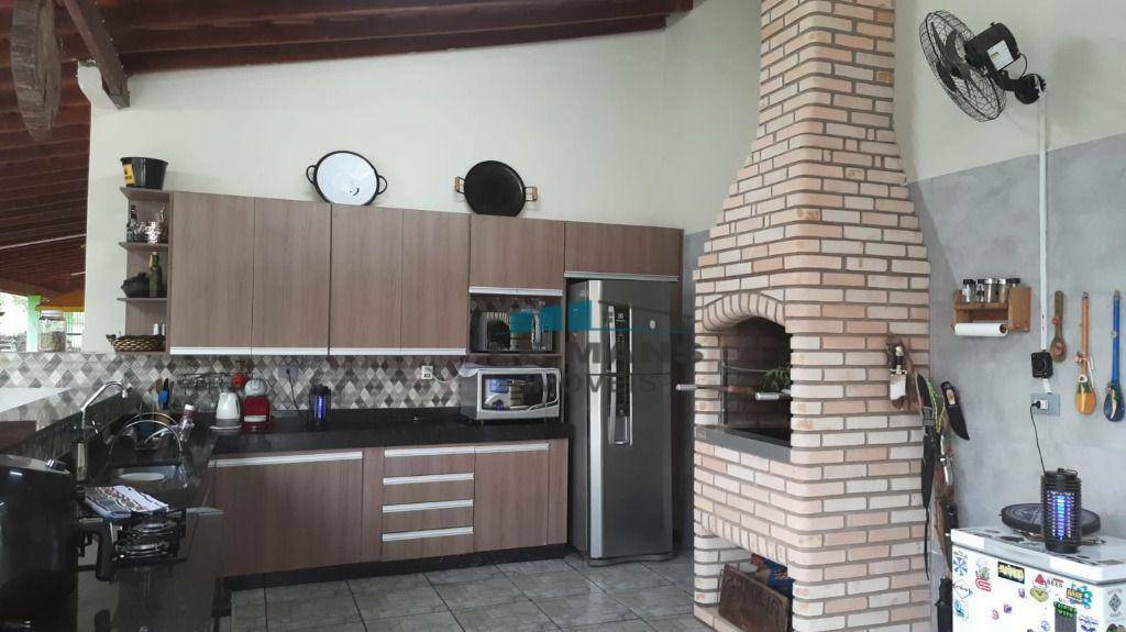 Chácara à venda com 3 quartos, 130m² - Foto 18