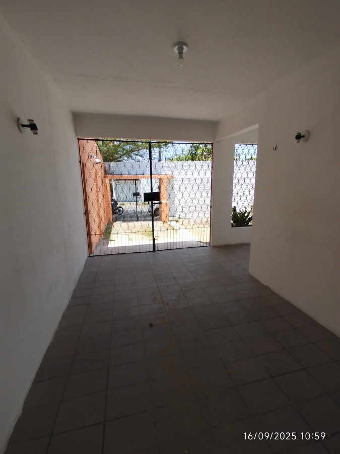 Casa para alugar com 2 quartos, 100m² - Foto 10