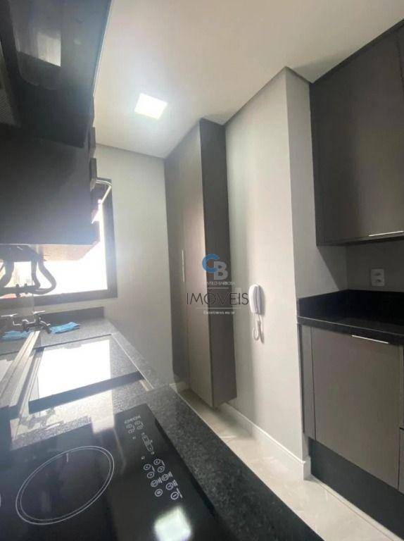 Apartamento à venda com 2 quartos, 70m² - Foto 14