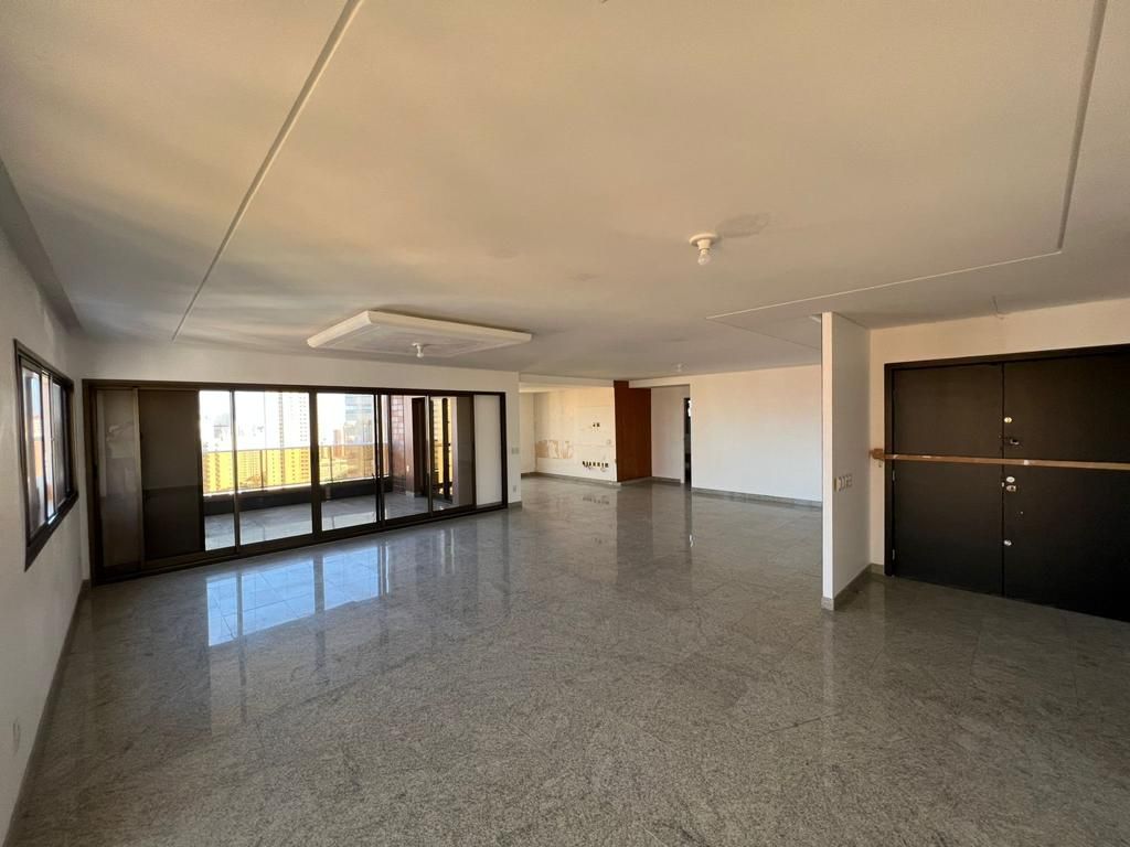 Apartamento à venda com 4 quartos, 300m² - Foto 4