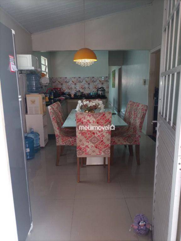 Casa à venda com 3 quartos, 250m² - Foto 5