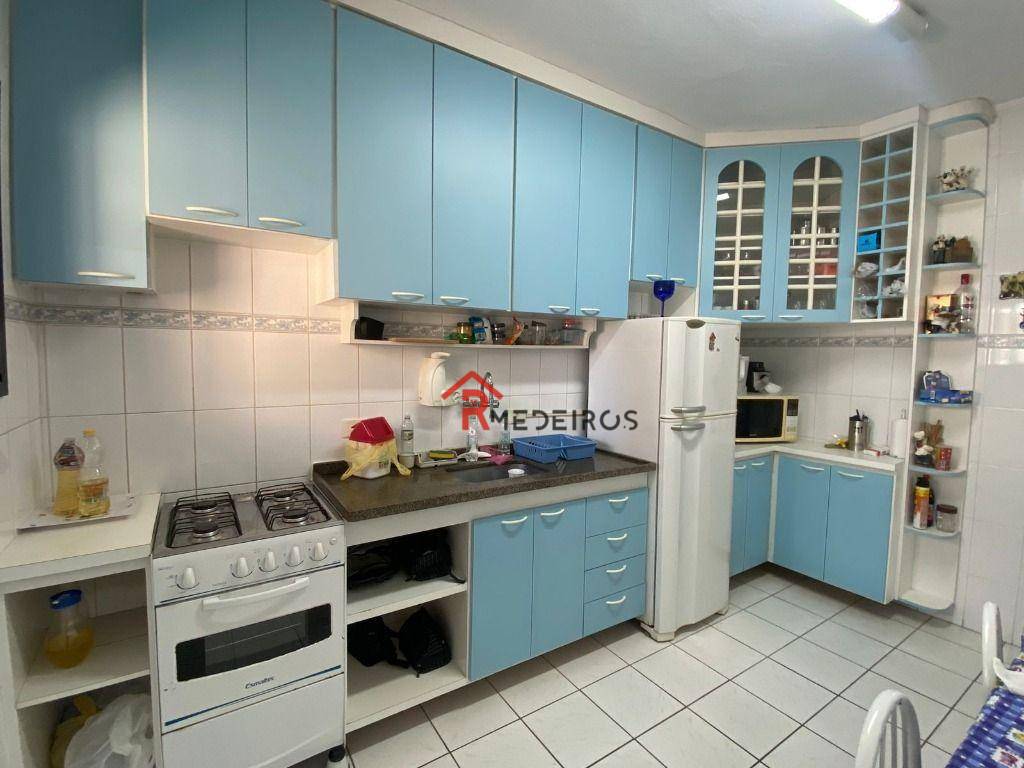 Apartamento à venda com 2 quartos, 86m² - Foto 7