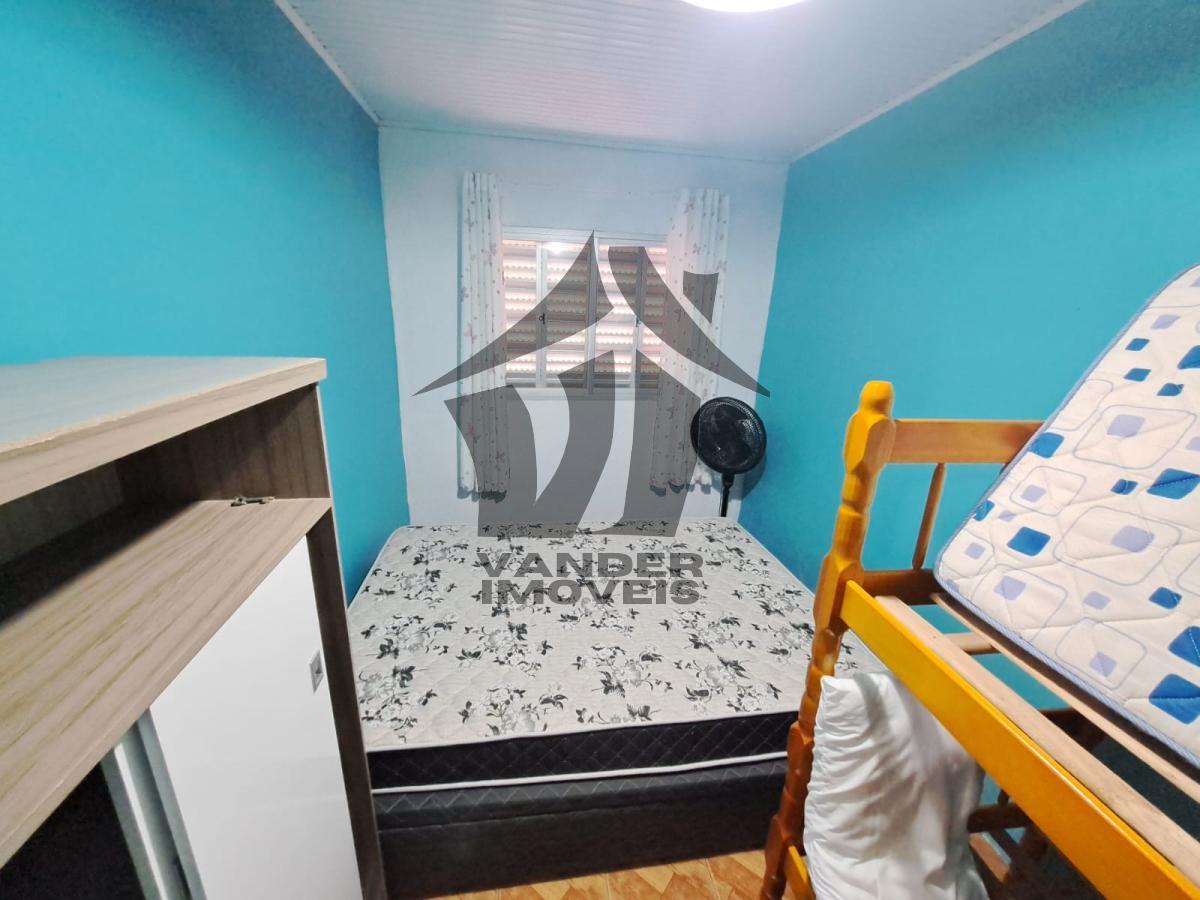 Casa à venda com 2 quartos, 60m² - Foto 14