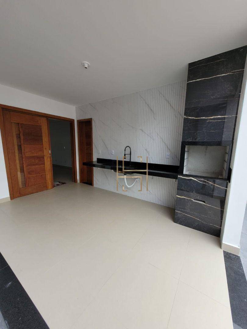 Casa à venda com 3 quartos, 124m² - Foto 3