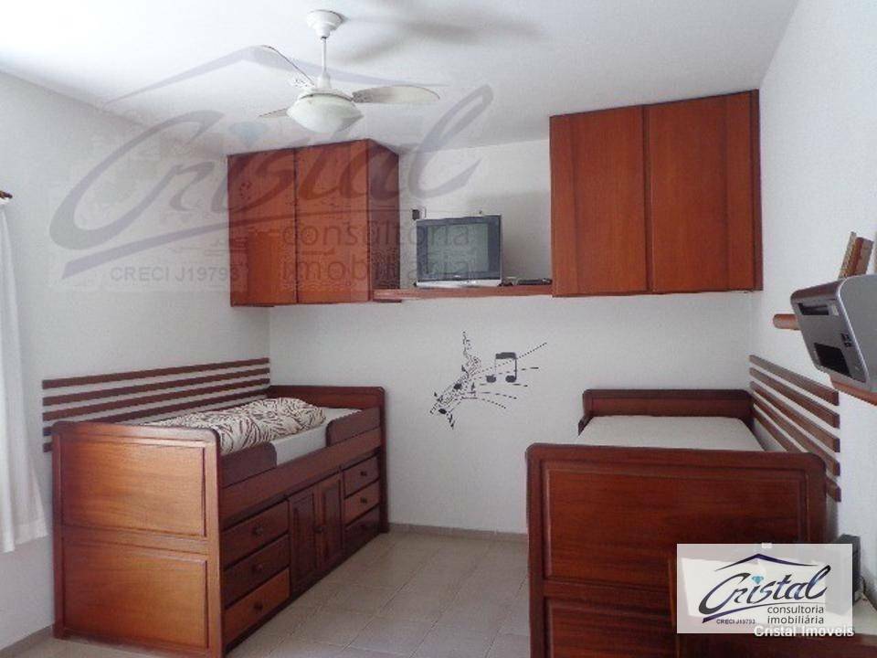 Casa à venda com 4 quartos, 200m² - Foto 12