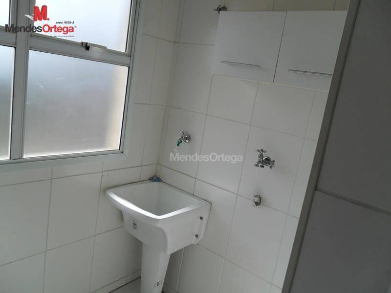 Apartamento para alugar com 2 quartos, 65m² - Foto 13