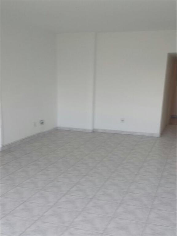 Apartamento à venda com 1 quarto, 1m² - Foto 4