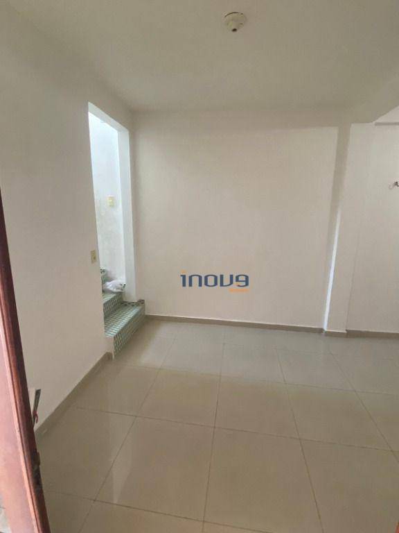 Casa à venda com 3 quartos, 180m² - Foto 10