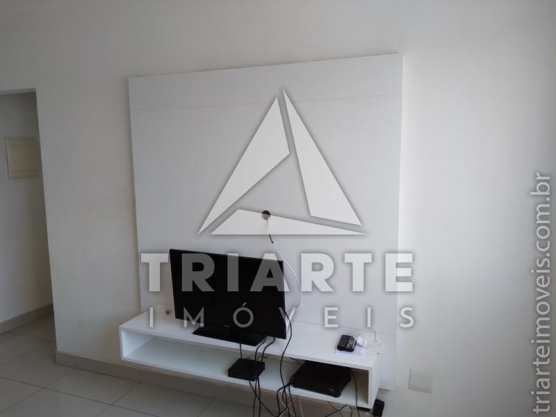 Apartamento à venda com 2 quartos, 62m² - Foto 4