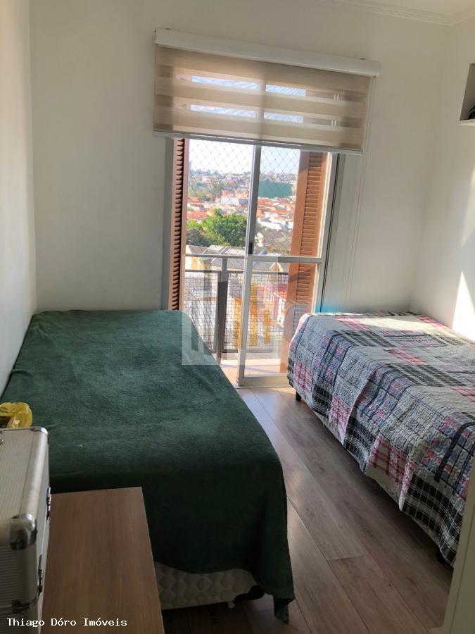 Apartamento para alugar com 2 quartos, 63m² - Foto 18