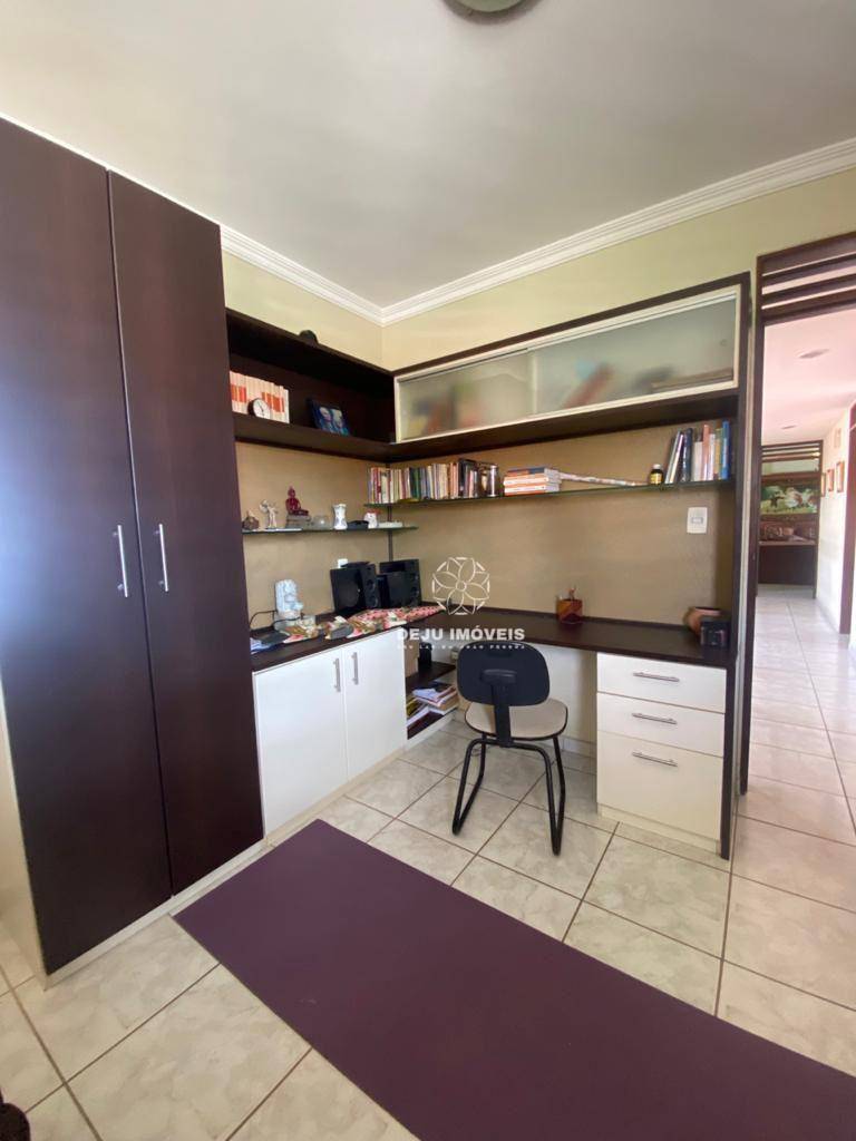 Casa de Condomínio à venda com 3 quartos, 457m² - Foto 9