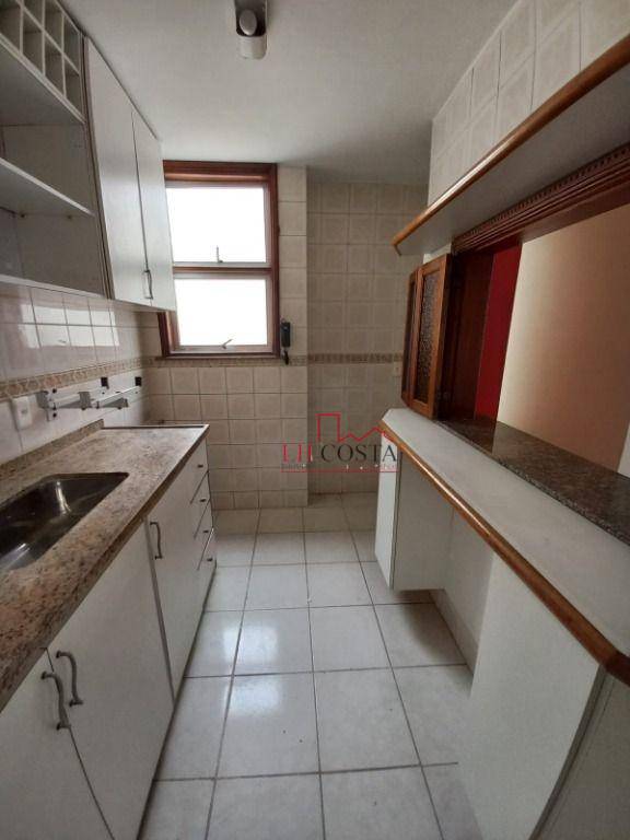 Apartamento à venda com 3 quartos, 100m² - Foto 11