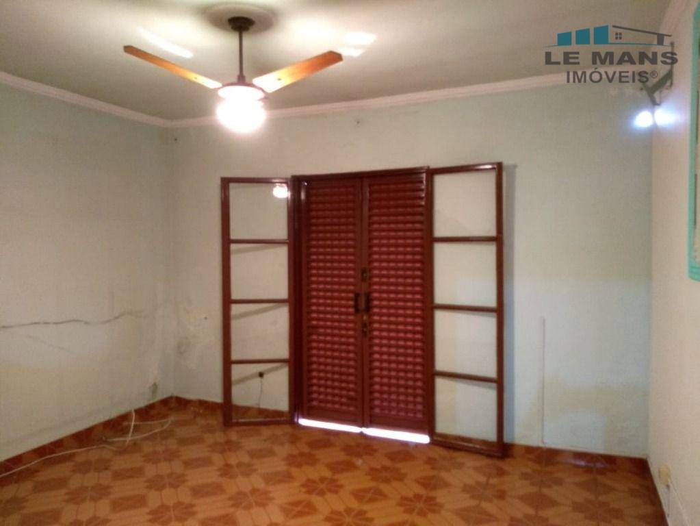 Casa à venda com 2 quartos, 150m² - Foto 10