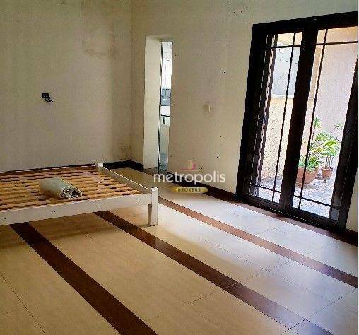 Sobrado à venda e aluguel com 4 quartos, 250m² - Foto 9