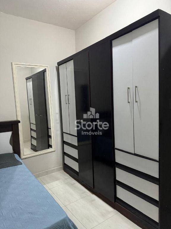 Casa à venda com 4 quartos, 230m² - Foto 7