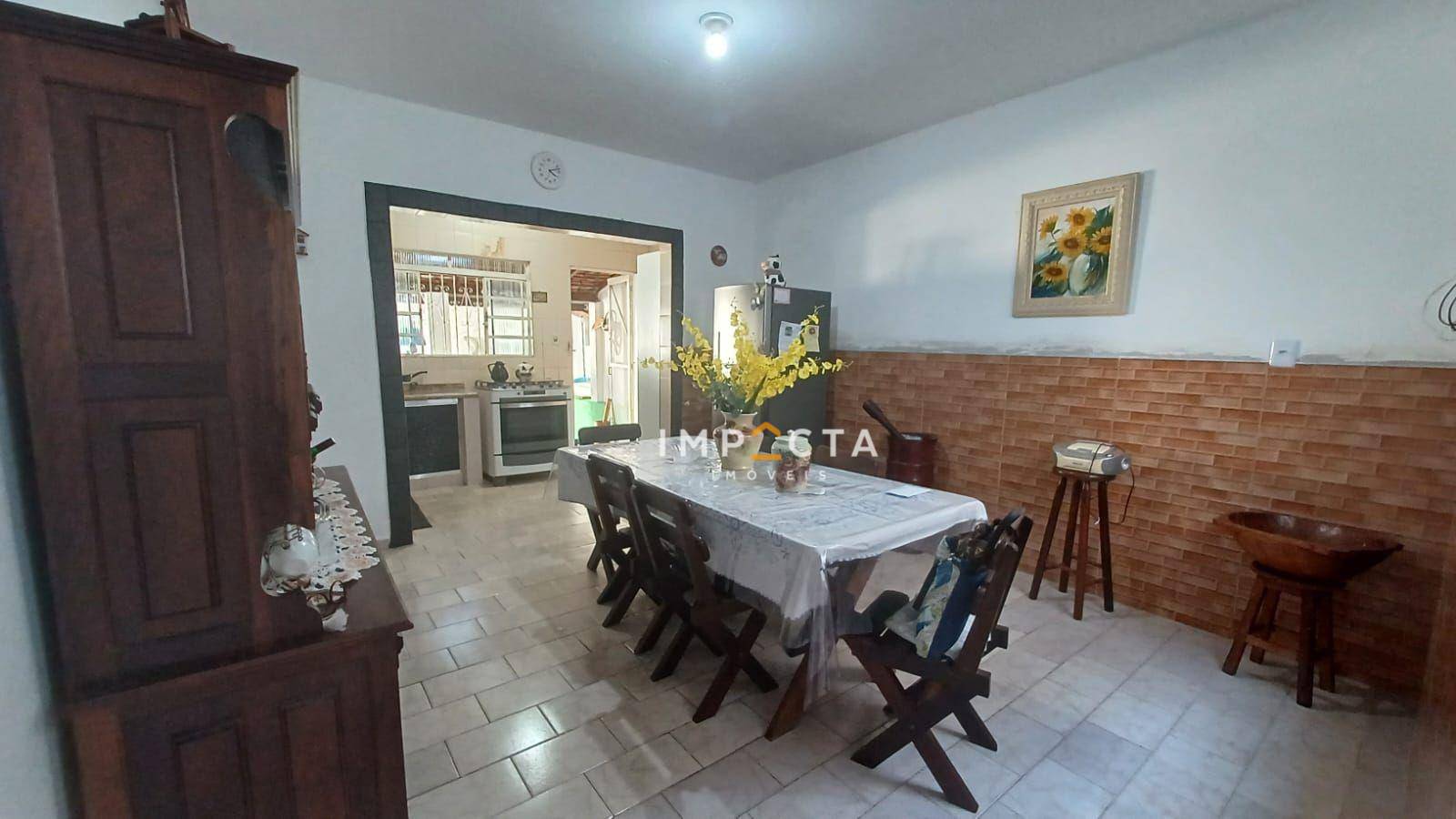 Casa à venda com 3 quartos, 170m² - Foto 2