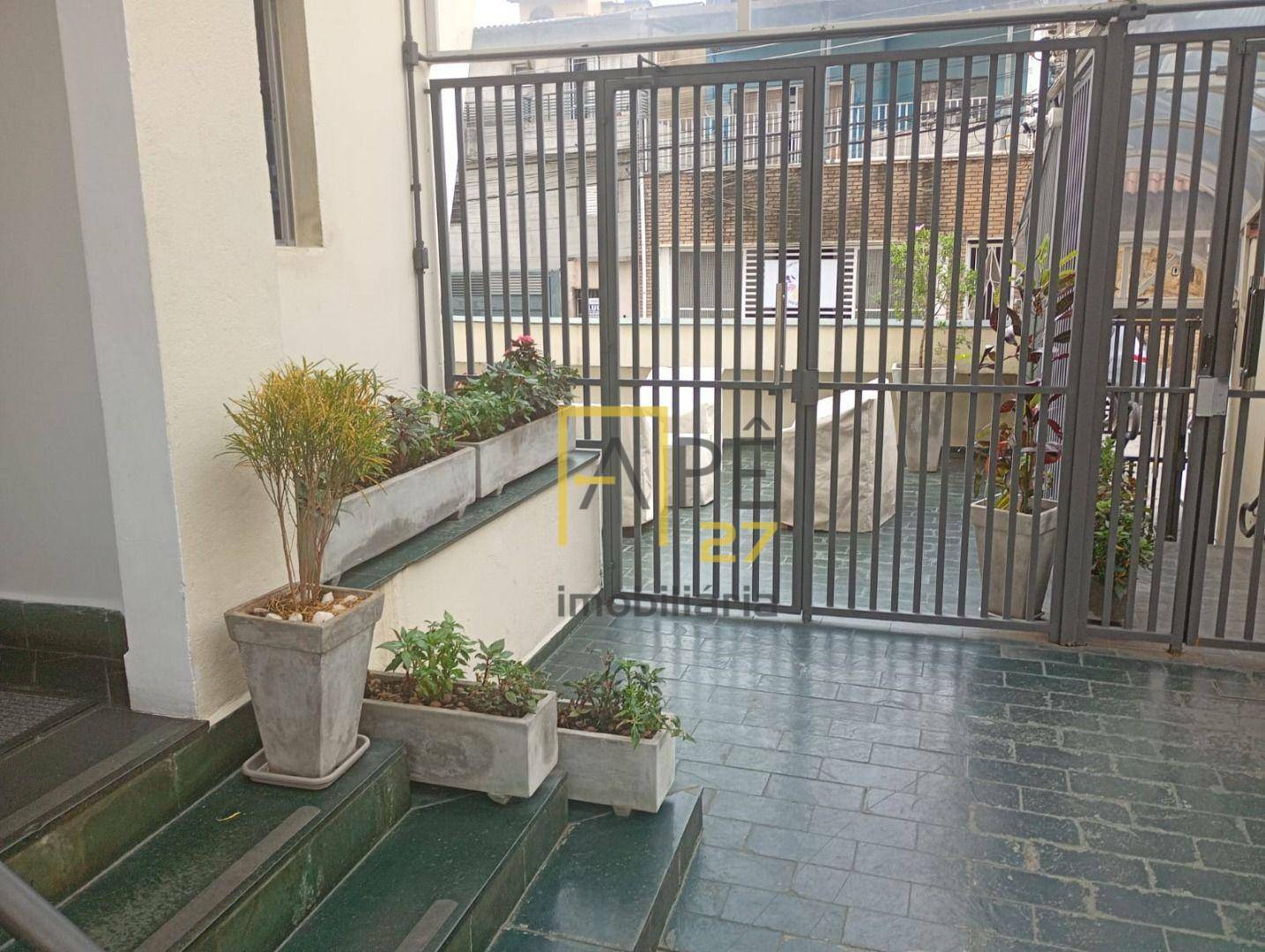 Apartamento para alugar com 2 quartos, 53m² - Foto 17