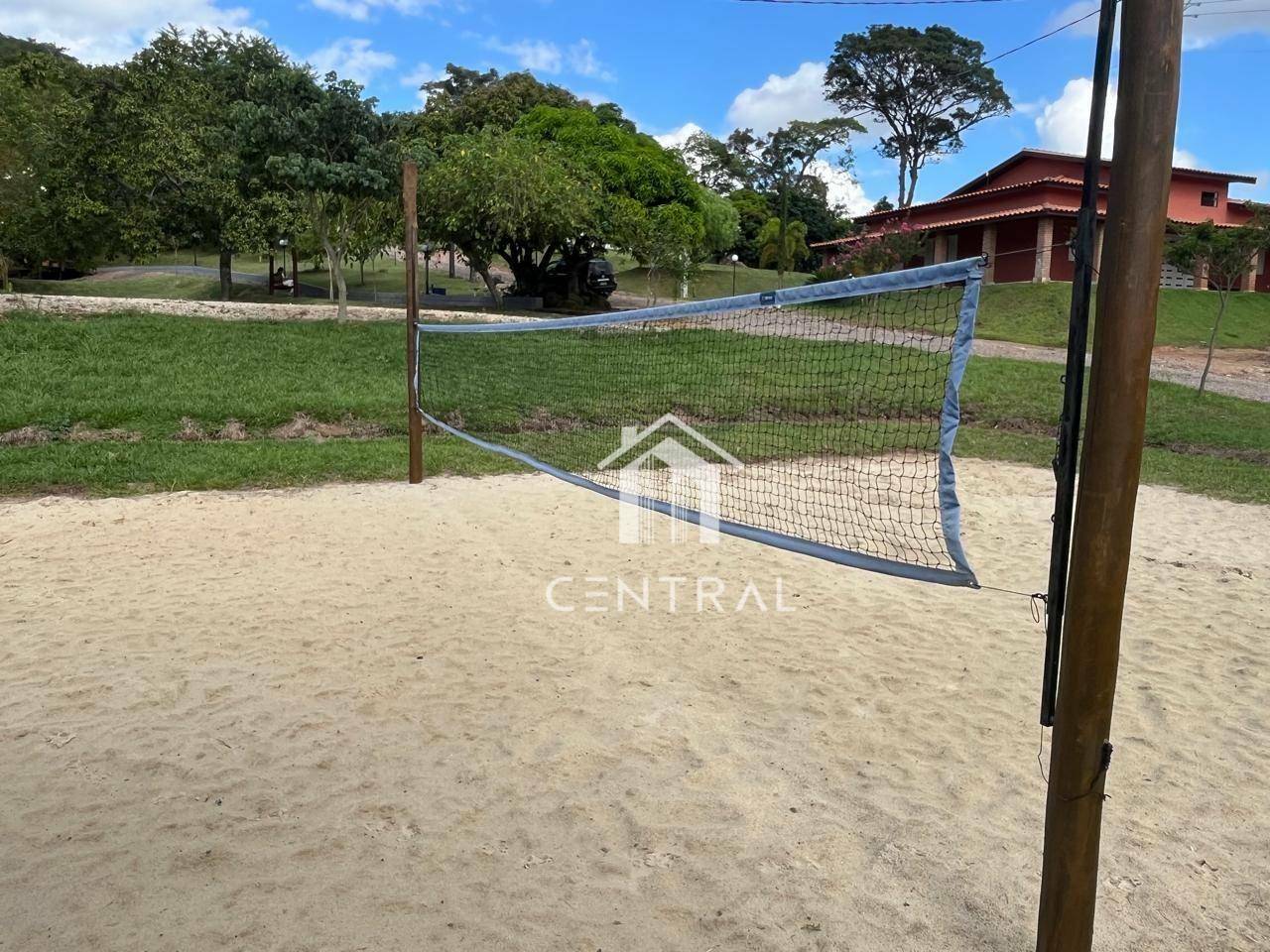 Chácara à venda com 4 quartos, 300m² - Foto 5