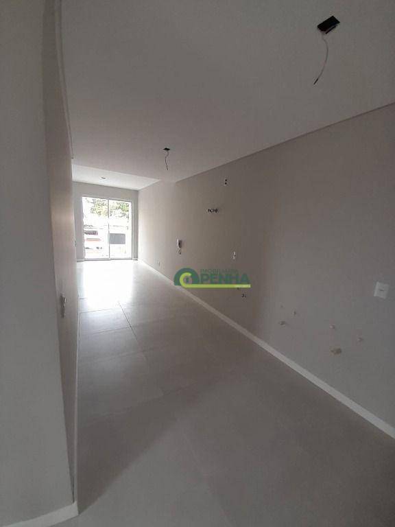 Apartamento à venda com 2 quartos, 68m² - Foto 4