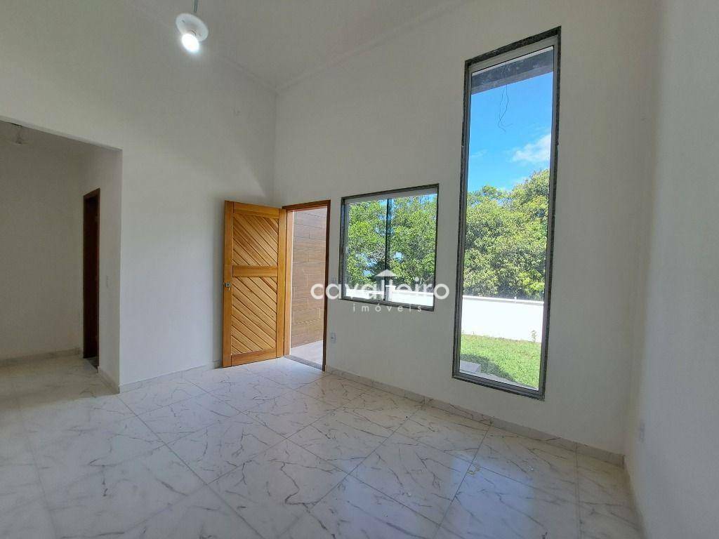 Casa à venda com 2 quartos, 62m² - Foto 19