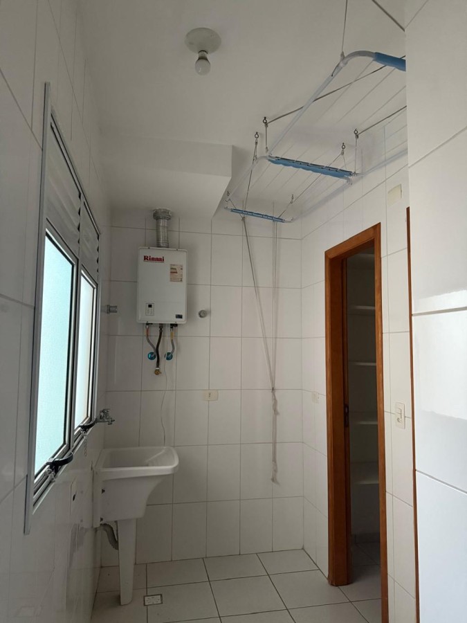 Apartamento para alugar com 3 quartos, 122m² - Foto 15