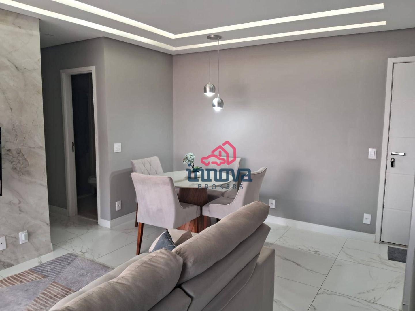 Apartamento à venda com 2 quartos, 62m² - Foto 6