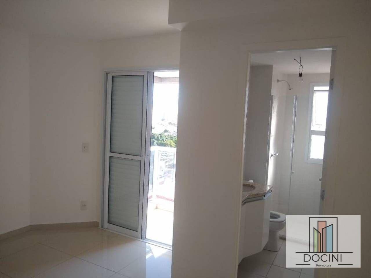 Apartamento para alugar com 2 quartos, 68m² - Foto 11