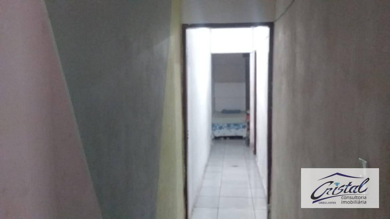 Casa à venda com 2 quartos, 200m² - Foto 9