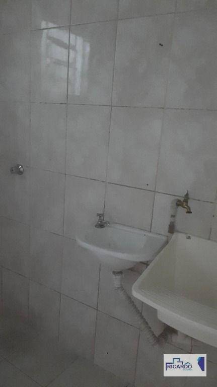 Apartamento para alugar com 1 quarto, 35m² - Foto 7