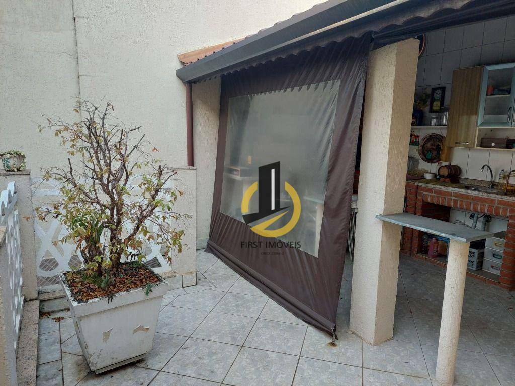 Casa à venda com 4 quartos, 194m² - Foto 31