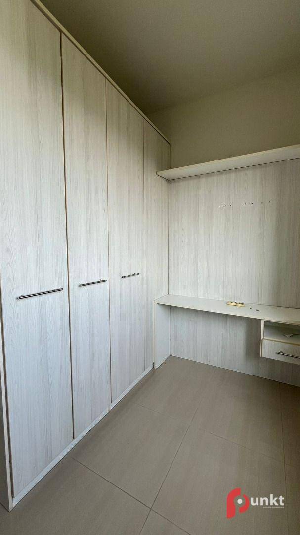 Apartamento para alugar com 3 quartos, 95m² - Foto 9