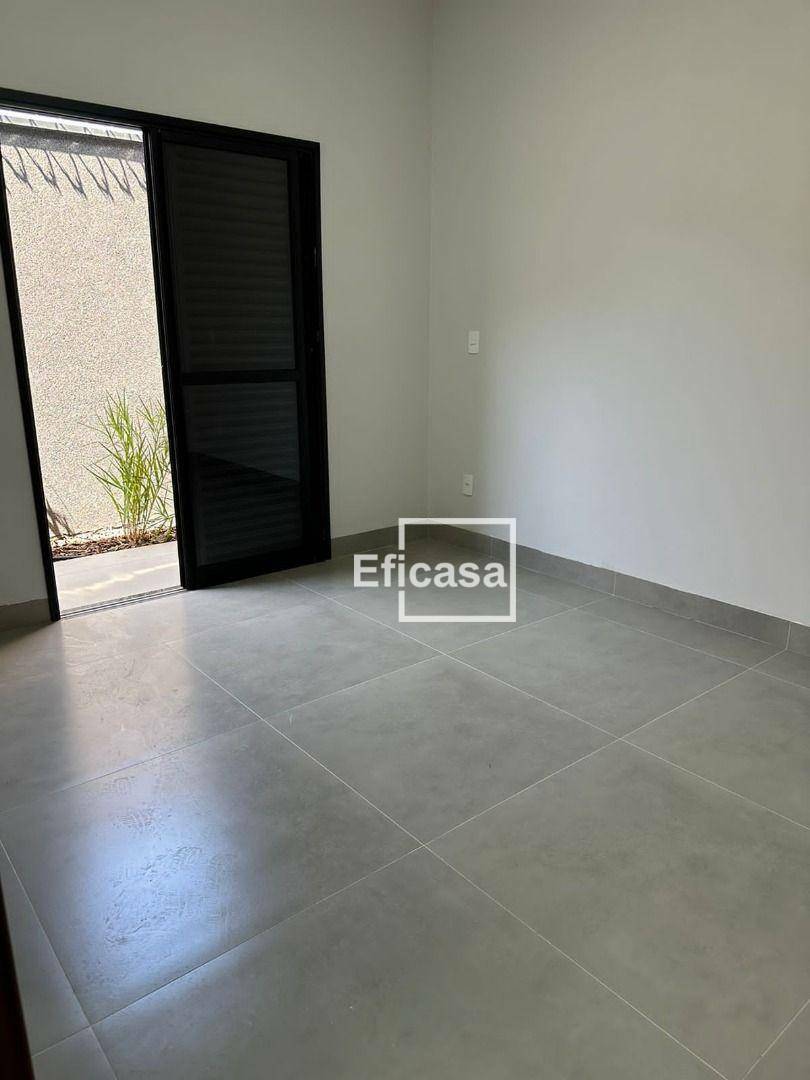 Casa à venda com 3 quartos, 95m² - Foto 2