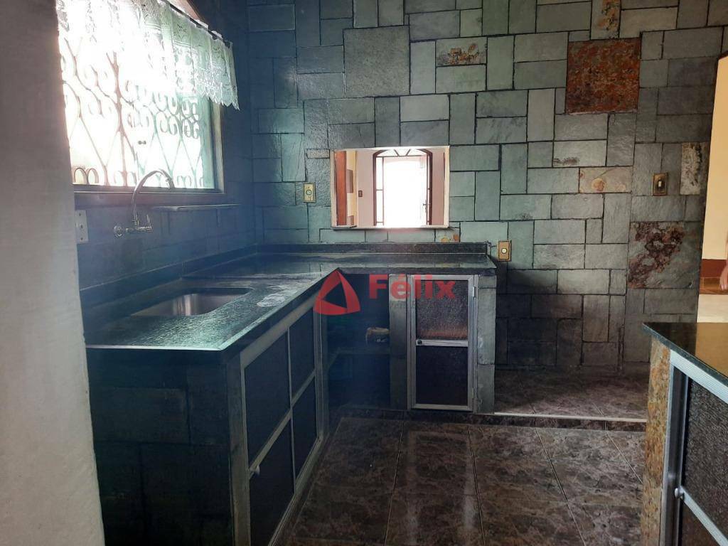 Casa, 3 quartos, 294 m² - Foto 28