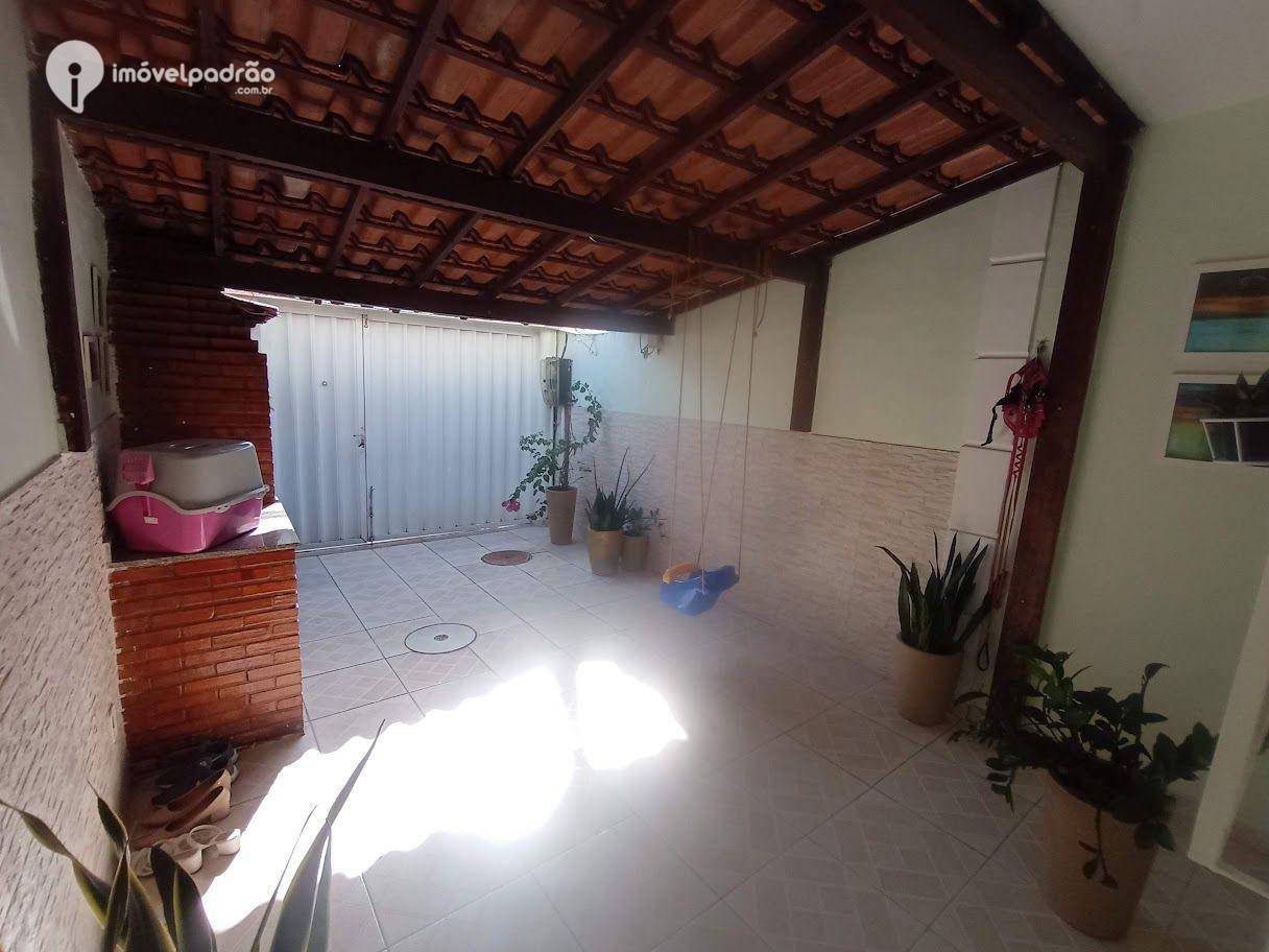 Casa à venda com 2 quartos, 80m² - Foto 24