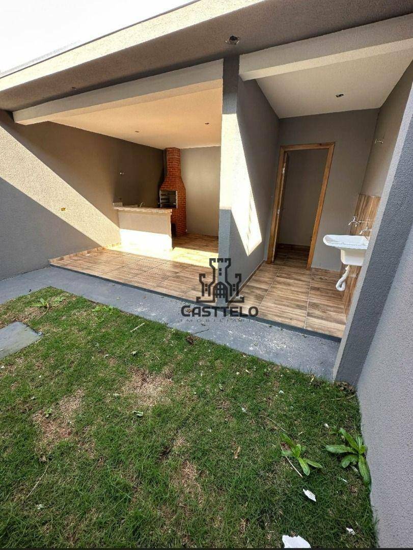 Casa à venda com 2 quartos, 75m² - Foto 5