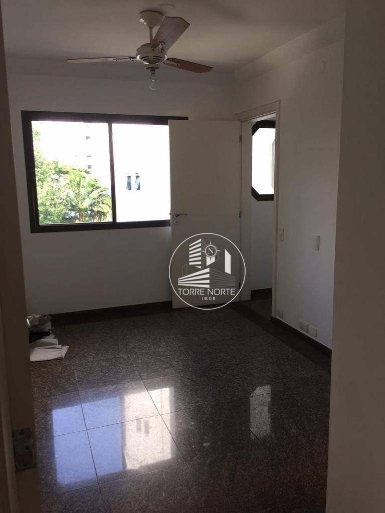 Apartamento para alugar com 3 quartos, 285m² - Foto 10