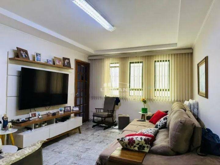 Casa à venda e aluguel com 3 quartos, 173m² - Foto 4