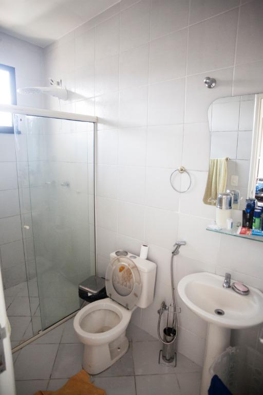 Casa de Condomínio à venda com 4 quartos, 300m² - Foto 15