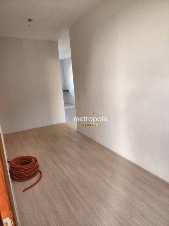 Apartamento à venda com 2 quartos, 70m² - Foto 3