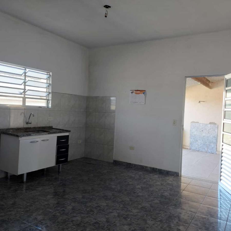 Casa à venda com 2 quartos, 250m² - Foto 11