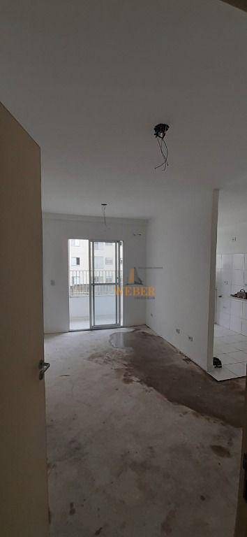 Apartamento à venda com 2 quartos, 50m² - Foto 11