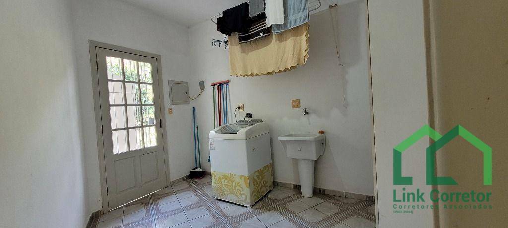 Chácara para alugar com 5 quartos, 350m² - Foto 34