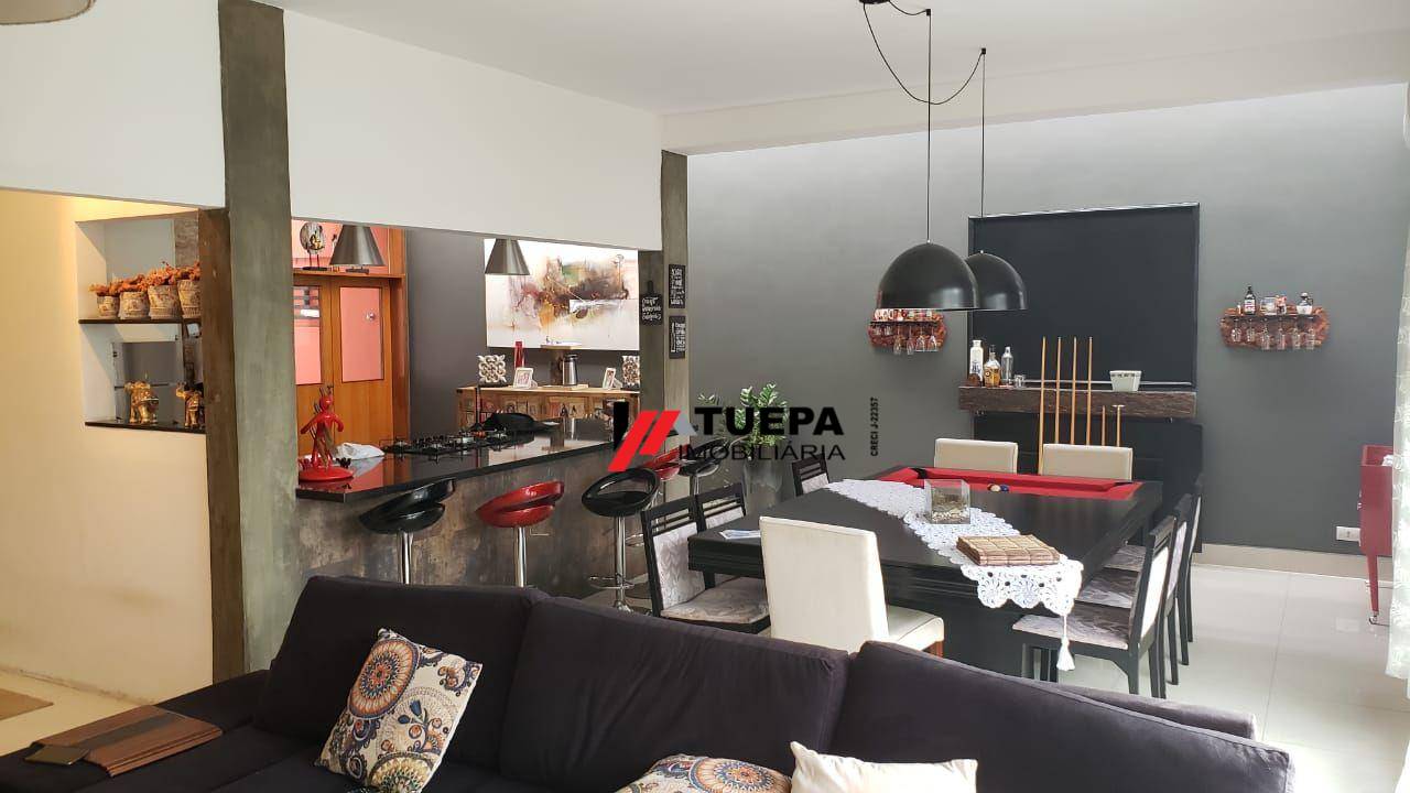 Casa à venda com 3 quartos, 231m² - Foto 31