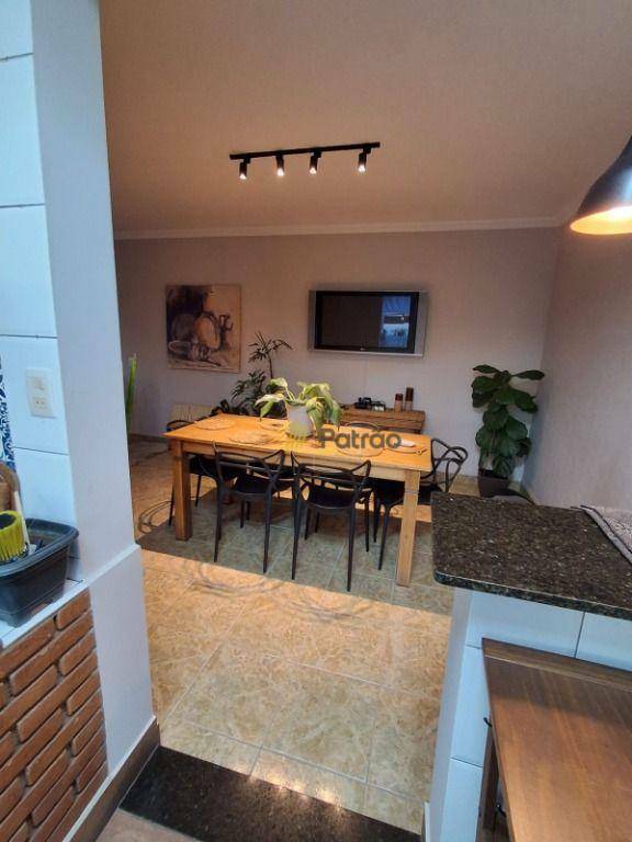 Cobertura à venda com 3 quartos, 200m² - Foto 28