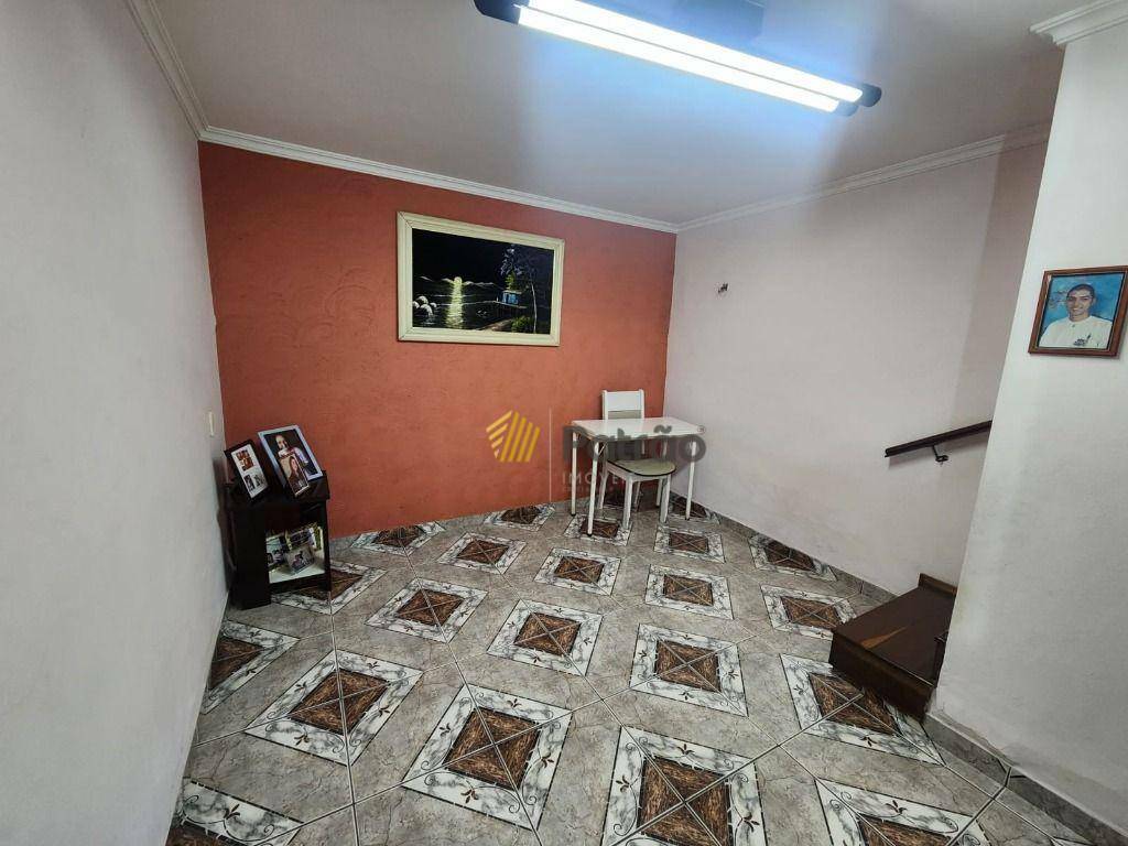 Casa à venda com 3 quartos, 152m² - Foto 19